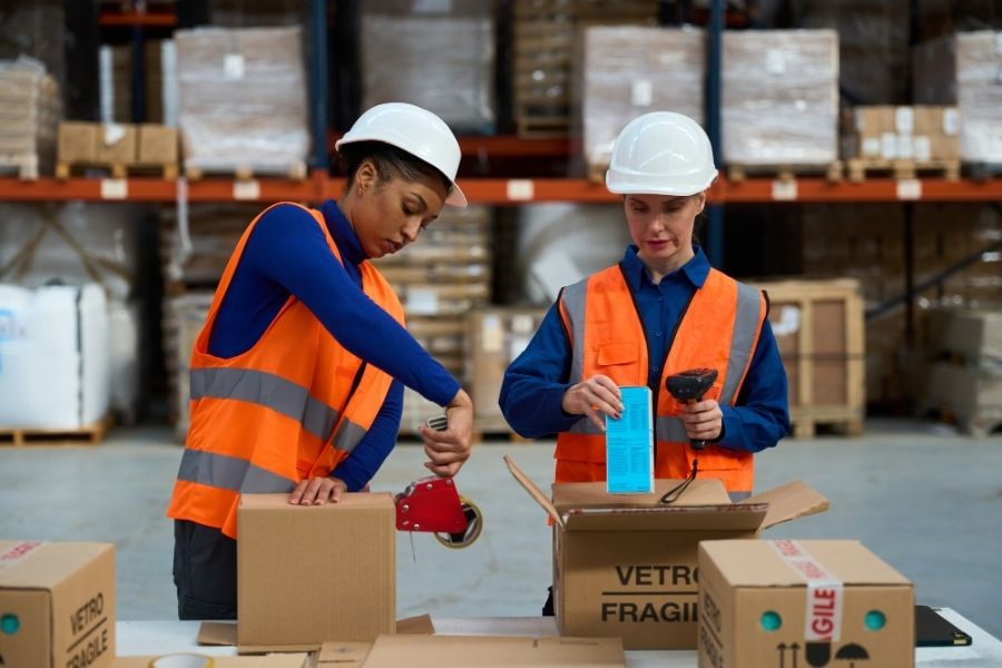 Order Fulfilment - packing boxes in warehouse